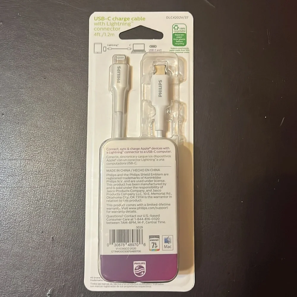 Philips USB-C Charging Cable with Lightning Connector 4 ft (1 ct)